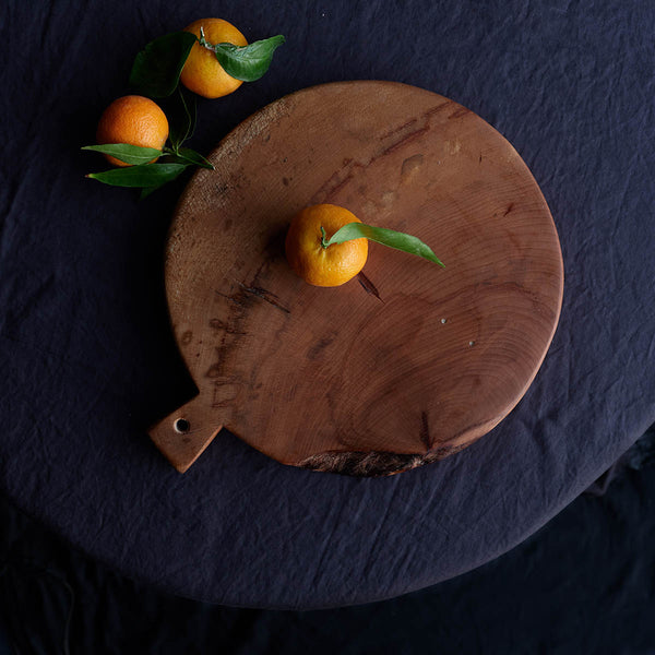 round chopping board